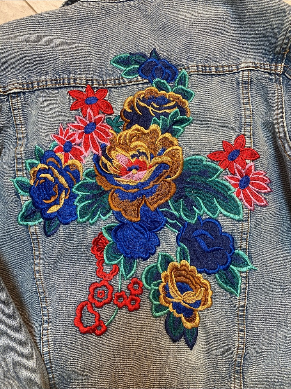 Sunset + Spring Floral Explosion Jean Jacket - Picture 3 of 6